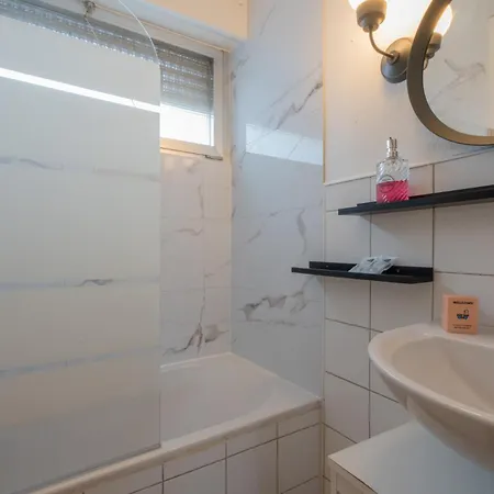 Mul House Lägenhet *